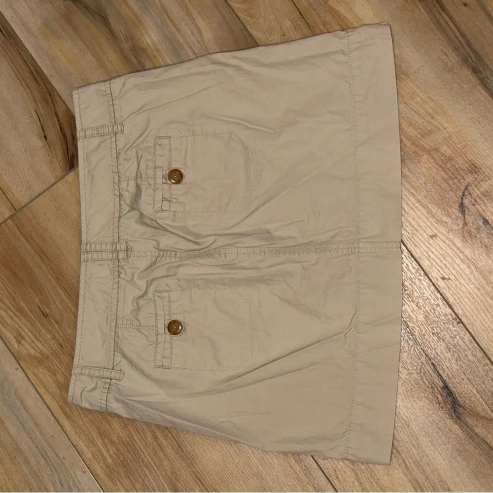 Old Navy Tan Mini Skirt 4P Petite Khaki Woman’s and Teen Skirt Mid Thigh